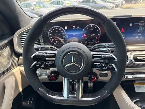 New 2025 Mercedes-Benz GLS 63 AMG 4MATIC image 25