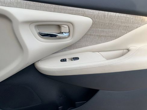 Used 2022 Nissan Murano SL w/ SL Moonroof Package image 21