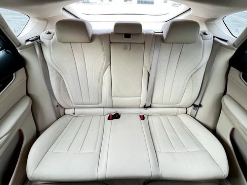 Used 2015 BMW X6 xDrive50i image 27