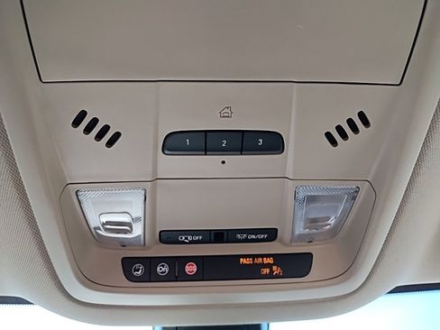 Used 2020 Buick Enclave Premium w/ Surround and Sites Package image 40