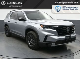 Used 2025 Honda Pilot TrailSport video 2