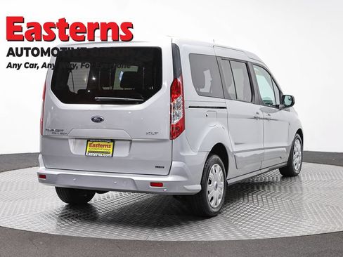 Used 2021 Ford Transit Connect XLT FWD image 5