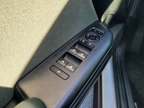 Certified 2025 Kia K4 EX FWD image 27