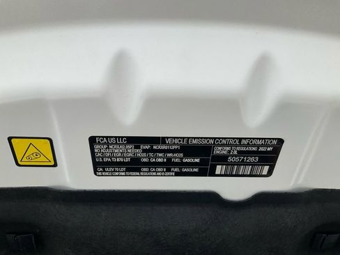 Used 2022 Alfa Romeo Stelvio Veloce image 32