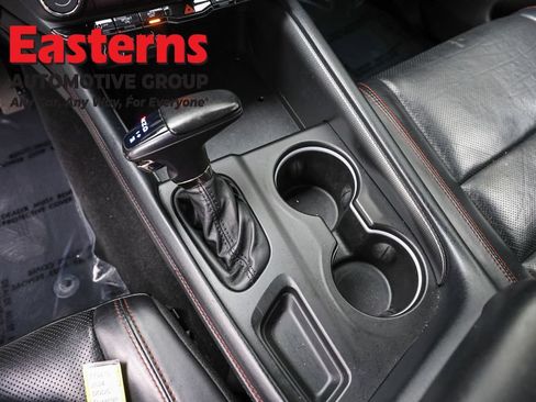 Used 2024 Dodge Durango GT RWD image 13