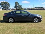 Used 2015 Nissan Altima 2.5 SV w/ Convenience Package image 2
