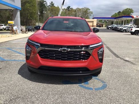 New 2026 Chevrolet Trax RS w/ Driver Confidence Package image 7