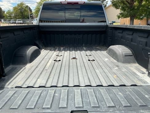 Used 2024 GMC Sierra 2500 AT4 w/ AT4 Preferred Package AWD/4WD image 17
