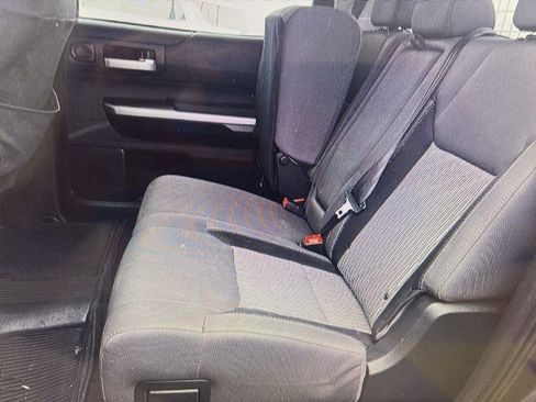 Used 2016 Toyota Tundra SR5 w/ SR5 Upgrade Package image 10