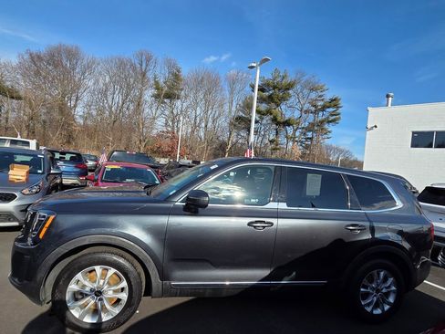 Used 2020 Kia Telluride LX image 4