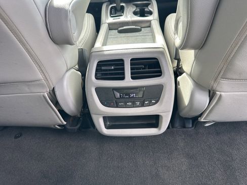 Used 2016 Honda Pilot EX image 30