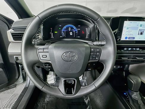 Certified 2026 Toyota Camry SE FWD image 15