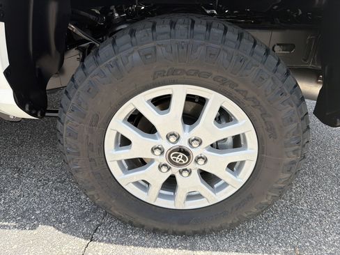New 2026 Toyota Tacoma SR5 AWD/4WD image 19