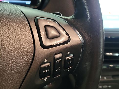 Used 2015 Lincoln MKT EcoBoost w/ Equipment Group 201A image 27