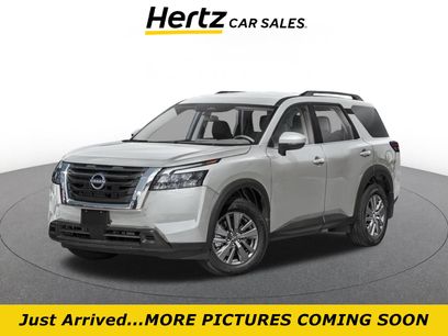 Used 2025 Nissan Pathfinder SV