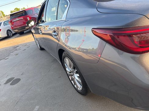 Used 2019 INFINITI Q50 Luxe w/ Essential Package (3.0T Luxe) AWD/4WD image 13