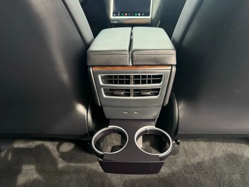 Used 2017 Tesla Model X 75D image 37