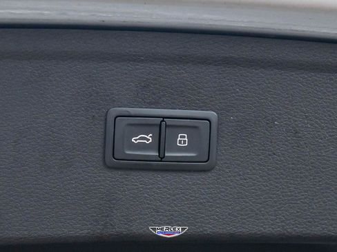 Used 2018 Audi SQ5 Prestige w/ Prestige Package image 57