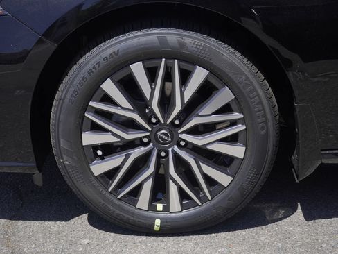 New 2026 Nissan Altima 2.5 SV FWD image 7