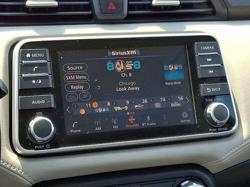 Used 2020 Nissan Versa SV FWD image 15