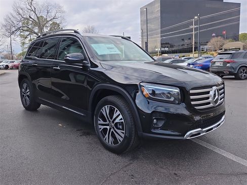New 2025 Mercedes-Benz GLB 250 4MATIC image 7