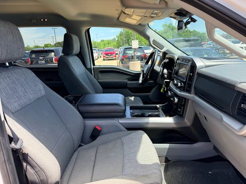 Used 2022 Ford F150 XLT w/ Equipment Group 301A Mid AWD/4WD image 14