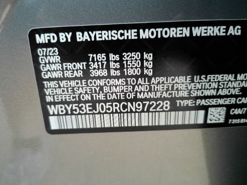 Used 2024 BMW i7 xDrive60 w/ Premium Package AWD/4WD image 60