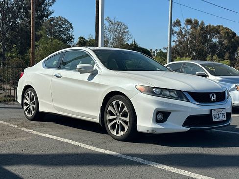 Used 2015 Honda Accord EX-L image 2