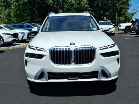 Used 2024 BMW X7 xDrive40i AWD/4WD image 2