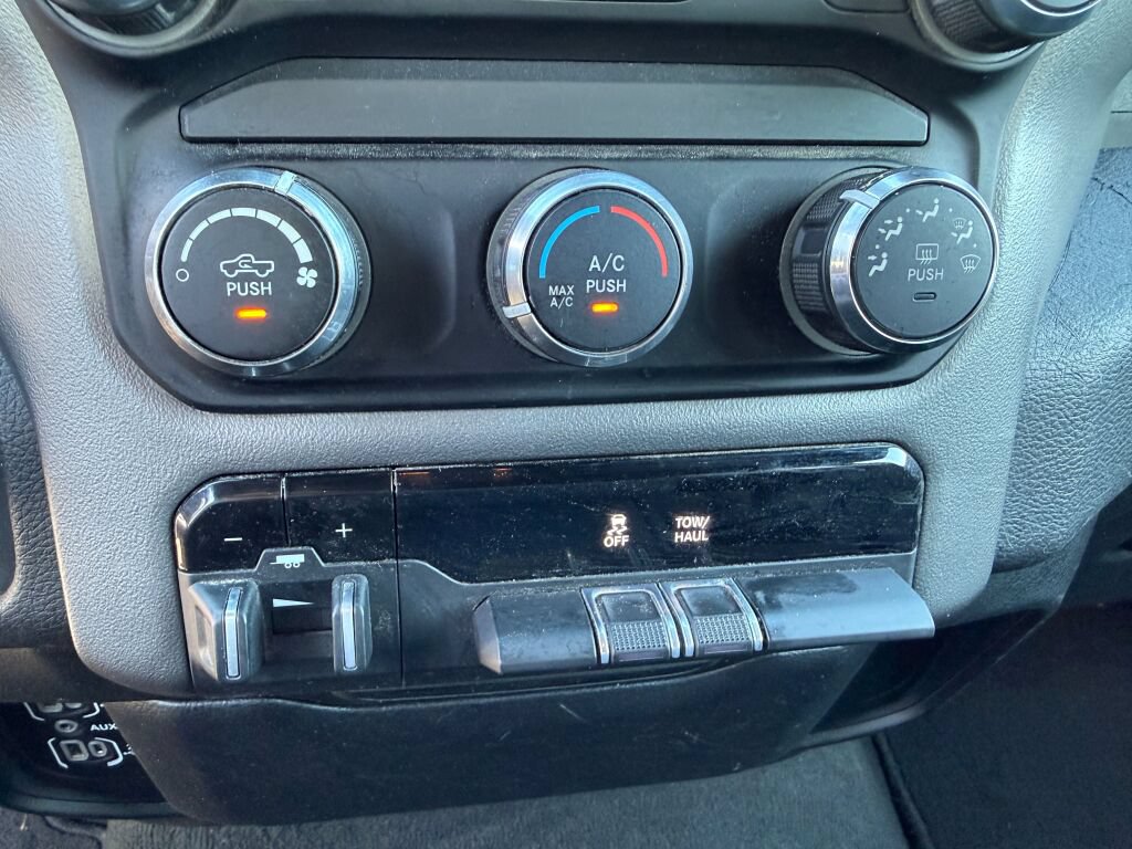 Used 2021 RAM 1500 Big Horn AWD/4WD image 26
