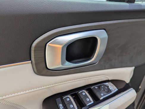 New 2026 Kia Sorento SX image 19