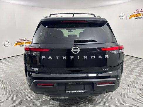 New 2025 Nissan Pathfinder SV w/ Cargo Package image 4