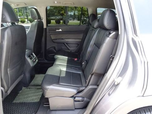 Used 2021 Volkswagen Atlas SEL AWD/4WD image 14
