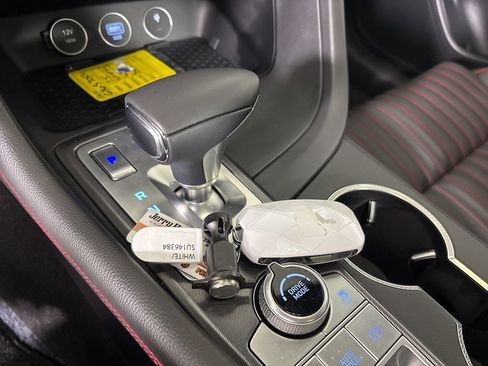 Used 2025 Genesis G70 3.3T Advanced image 21