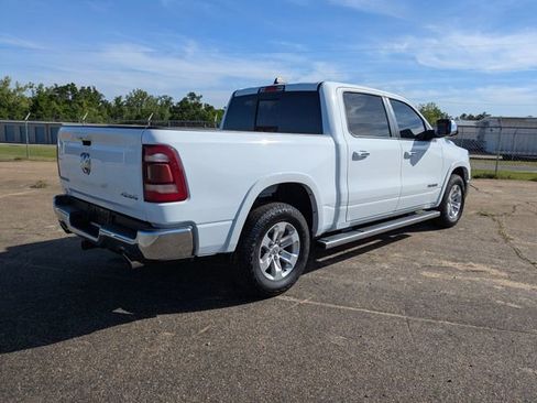 Used 2022 RAM 1500 Laramie AWD/4WD image 4