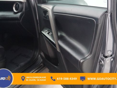 Used 2018 Toyota RAV4 Limited w/ Advanced Technology Package FWD image 14