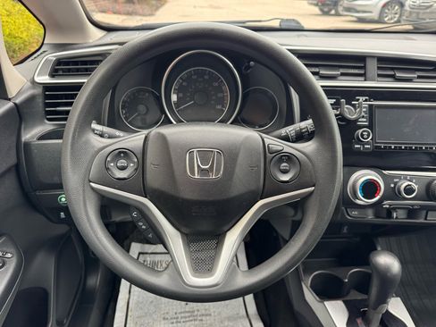 Used 2018 Honda Fit LX image 10