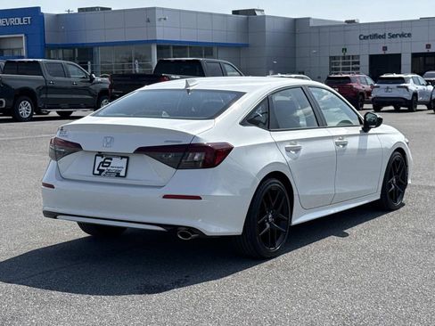 Used 2025 Honda Civic Sport image 25