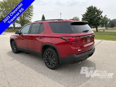 Used 2023 Chevrolet Traverse RS w/ LPO, Floor Liner Package AWD/4WD image 4