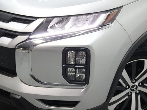 New 2026 Mitsubishi Outlander Sport ES image 2