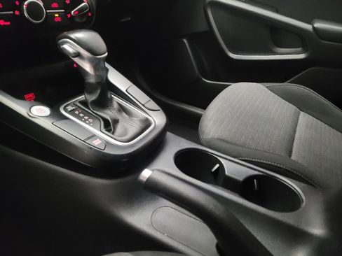 Used 2020 Kia Soul GT-Line w/ GT 2.0L Power Sunroof Package FWD image 26