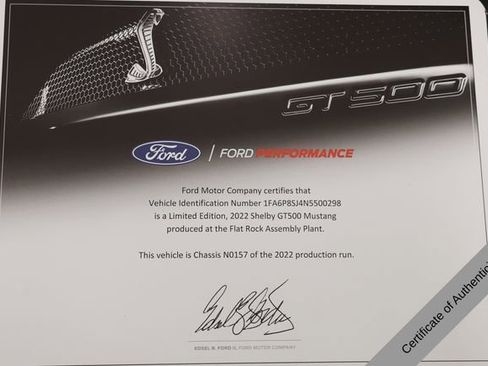 Used 2022 Ford Mustang Shelby GT500 w/ Carbon Fiber Track Pack image 8