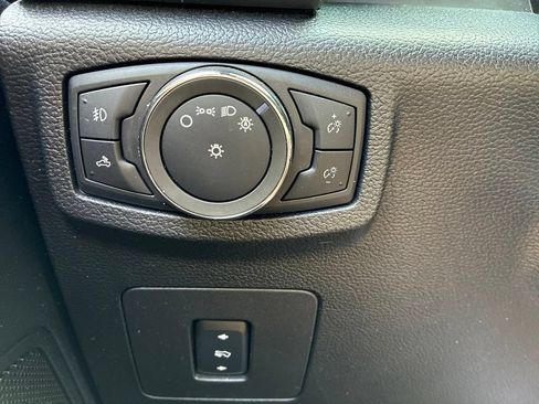 Used 2016 Ford F150 XLT w/ Equipment Group 301A Mid AWD/4WD image 19