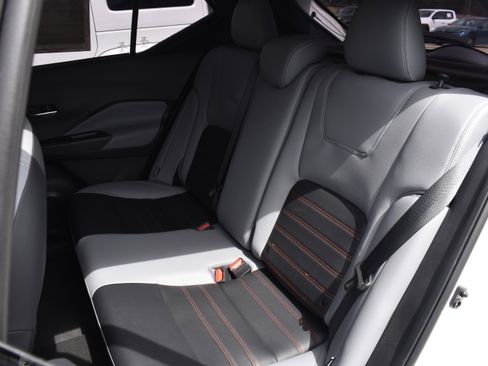 Used 2023 Nissan Kicks SR w/ SR Premium Package image 27