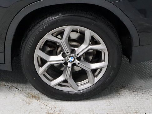 Used 2021 BMW X3 xDrive30i w/ Premium Package image 21