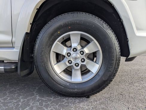 Used 2011 Toyota 4Runner SR5 w/ Premium Pkg w/Leather image 11