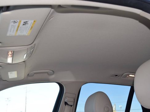 Used 2021 Mercedes-Benz GLC 300 image 31
