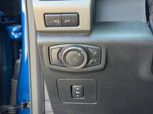 Used 2018 Ford F150 Raptor w/ Equipment Group 801A Mid AWD/4WD image 31