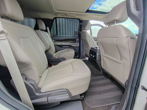Used 2021 Ford Expedition Limited AWD/4WD image 34