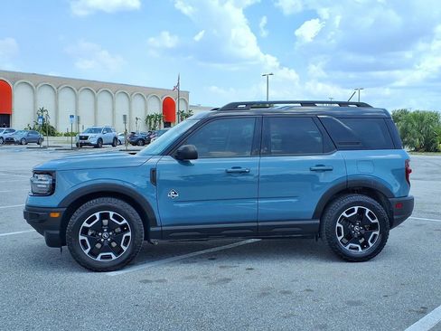 Used 2022 Ford Bronco Sport Outer Banks w/ Tech Package AWD/4WD image 4